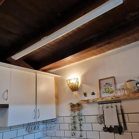 Casita En *