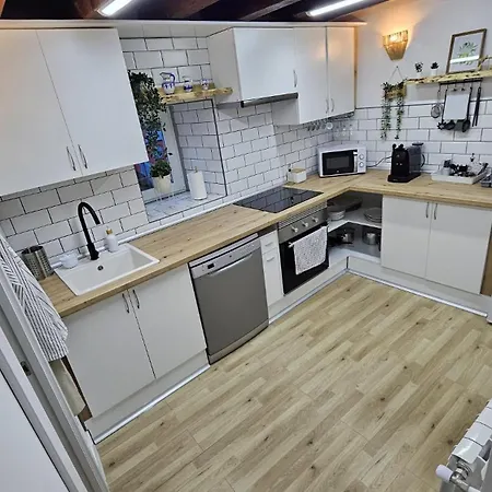 Casita En * Tornadizos de Ávila